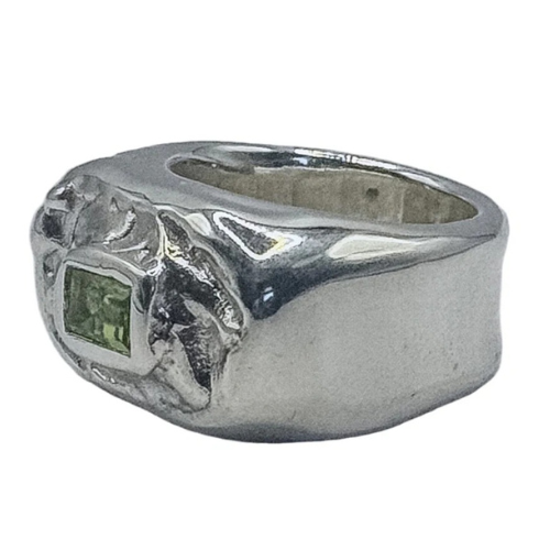 RESIN - Peridot | Nine Lives Jewellery