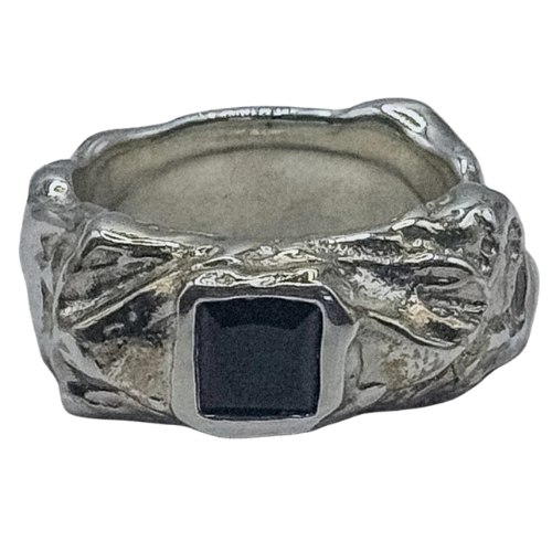 SENTINEL - Black Spinel